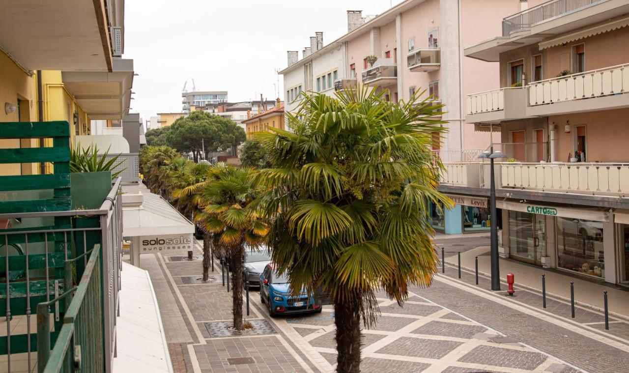 Condominio Sirene Lido di Jesolo Eksteriør billede