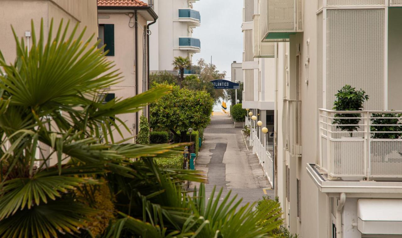 Condominio Sirene Lido di Jesolo Eksteriør billede